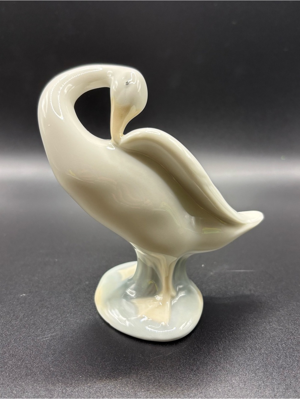 VTG Lladró #4553 Preening Goose Porcelain Figurine - Excellent Condition